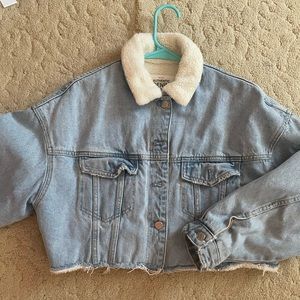 Crop denim Sherpa jacket